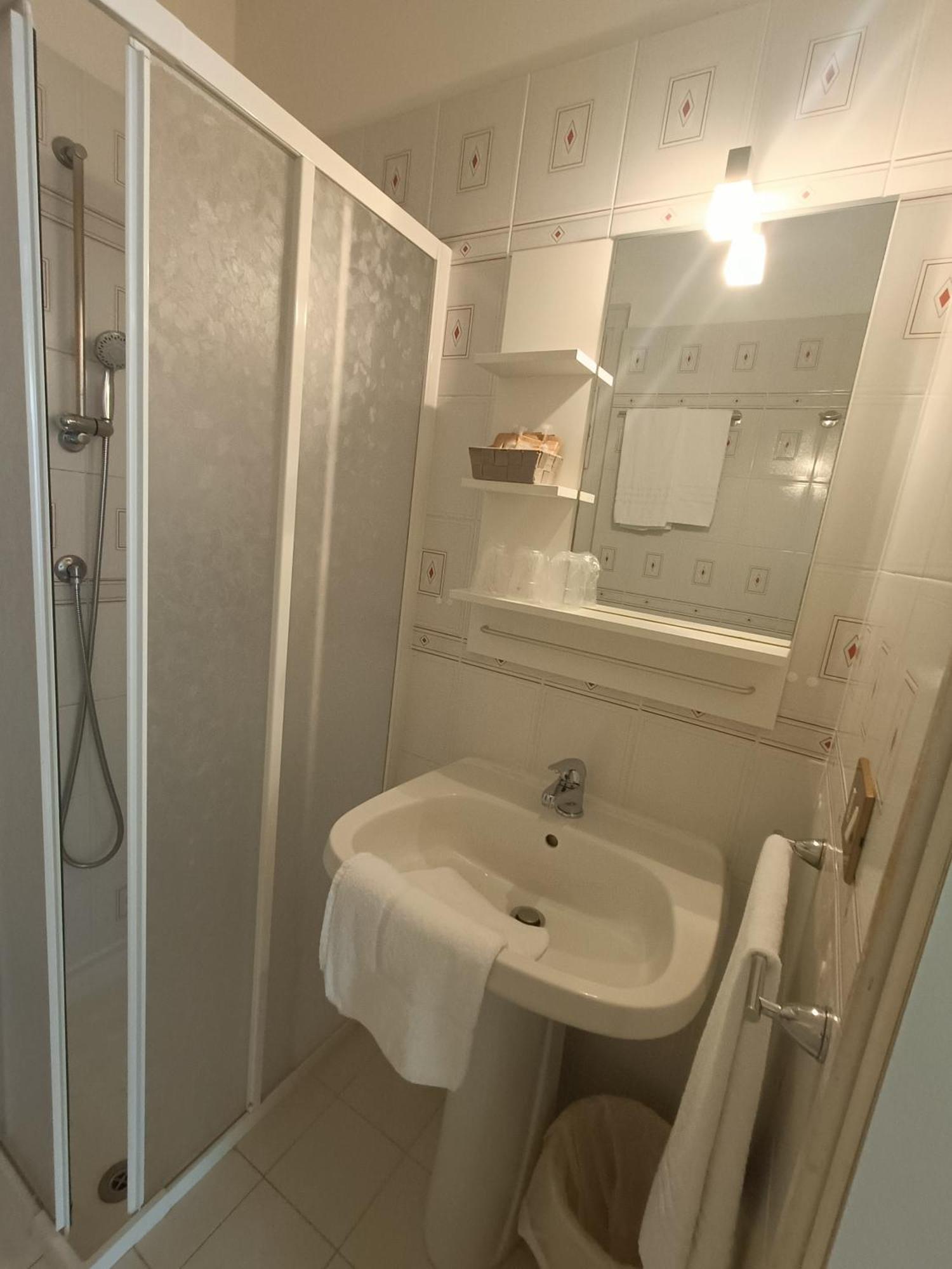 Hotel Merano Γκράντο Εξωτερικό φωτογραφία